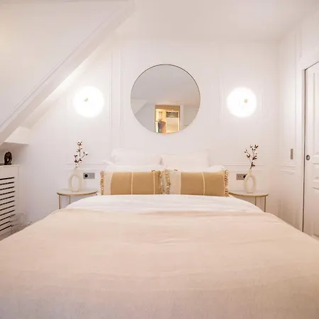 Elegant - 2br-4p - Vivienne Apartment